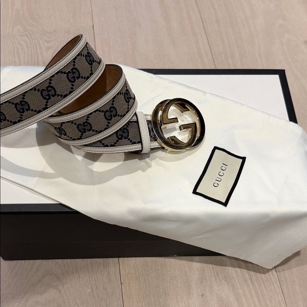 Gucci Beige and Black Monogram Belt with Gold Emblem
